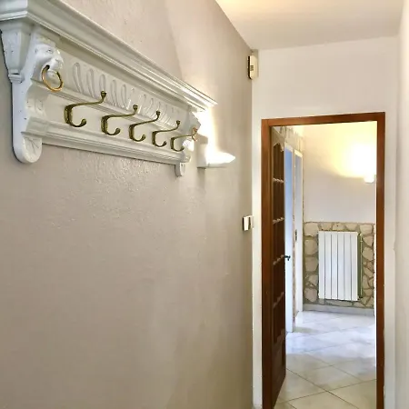 Alpha Centauri * Καρκασόν