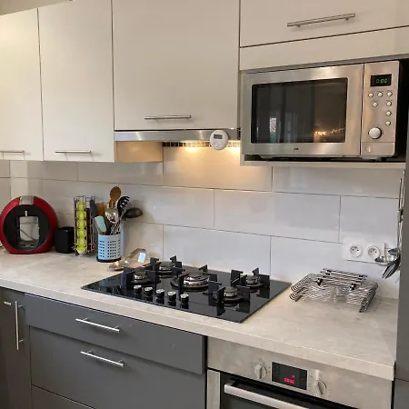 Alpha Centauri Βίλα Καρκασόν